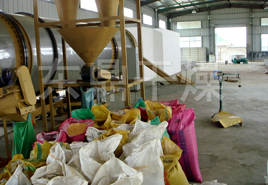 酒渣烘干機(jī)，酒渣烘干現(xiàn)場(chǎng)，酒糟烘干機(jī)